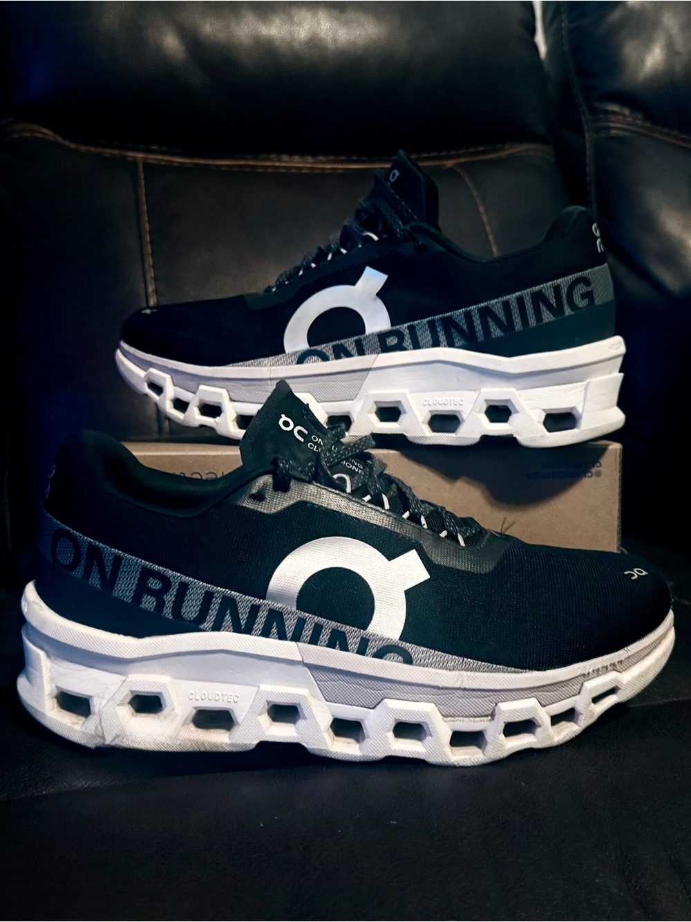 On Running Men's Cloudmonster 2 Running Shoes - Black/White